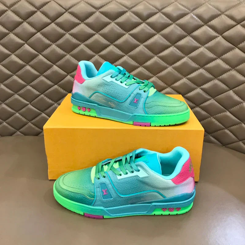 LV *Trainer